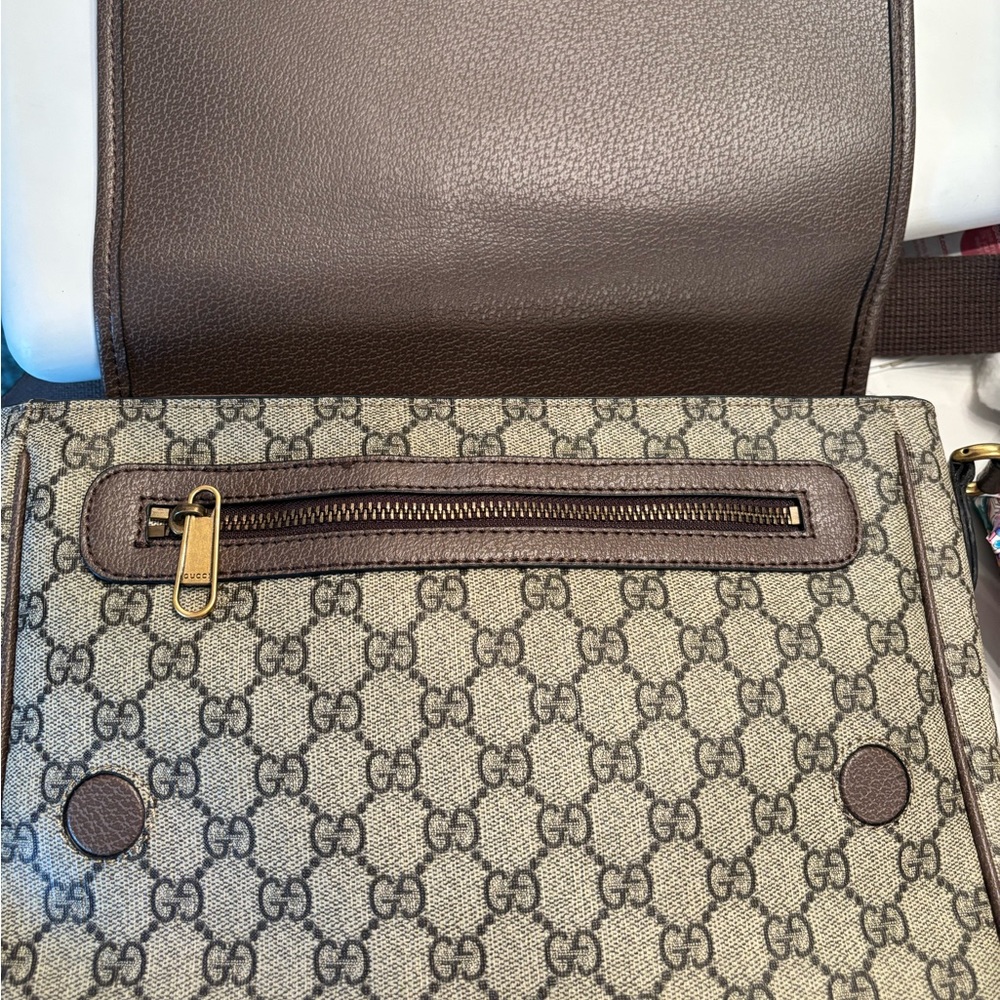Gucci Brown GG Canvas Messenger Bag with Green and Red Web - Picture 6 of 9